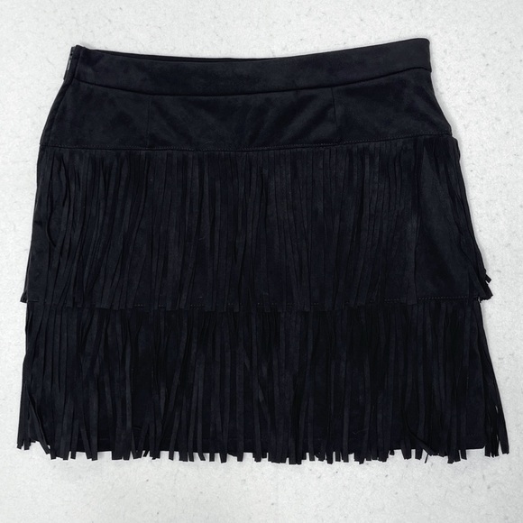 Alya Black Fringe Faux Suede Mini Skirt Size Large Western Style Cowgirl - Picture 3 of 8